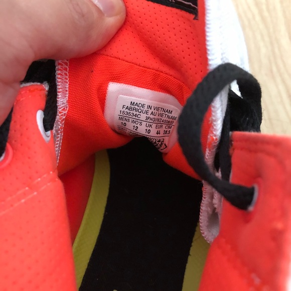 Converse - Picture 6 of 6